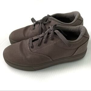 Heelys kids grey sneakers with wheels kids size 6Y